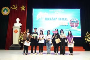 Một số hình ảnh nhập học của sinh viên 2k5